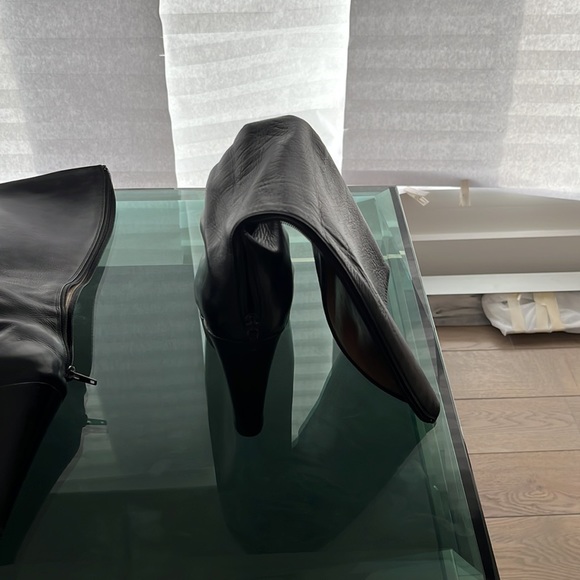 Christian Louboutin high boots - Picture 2 of 7